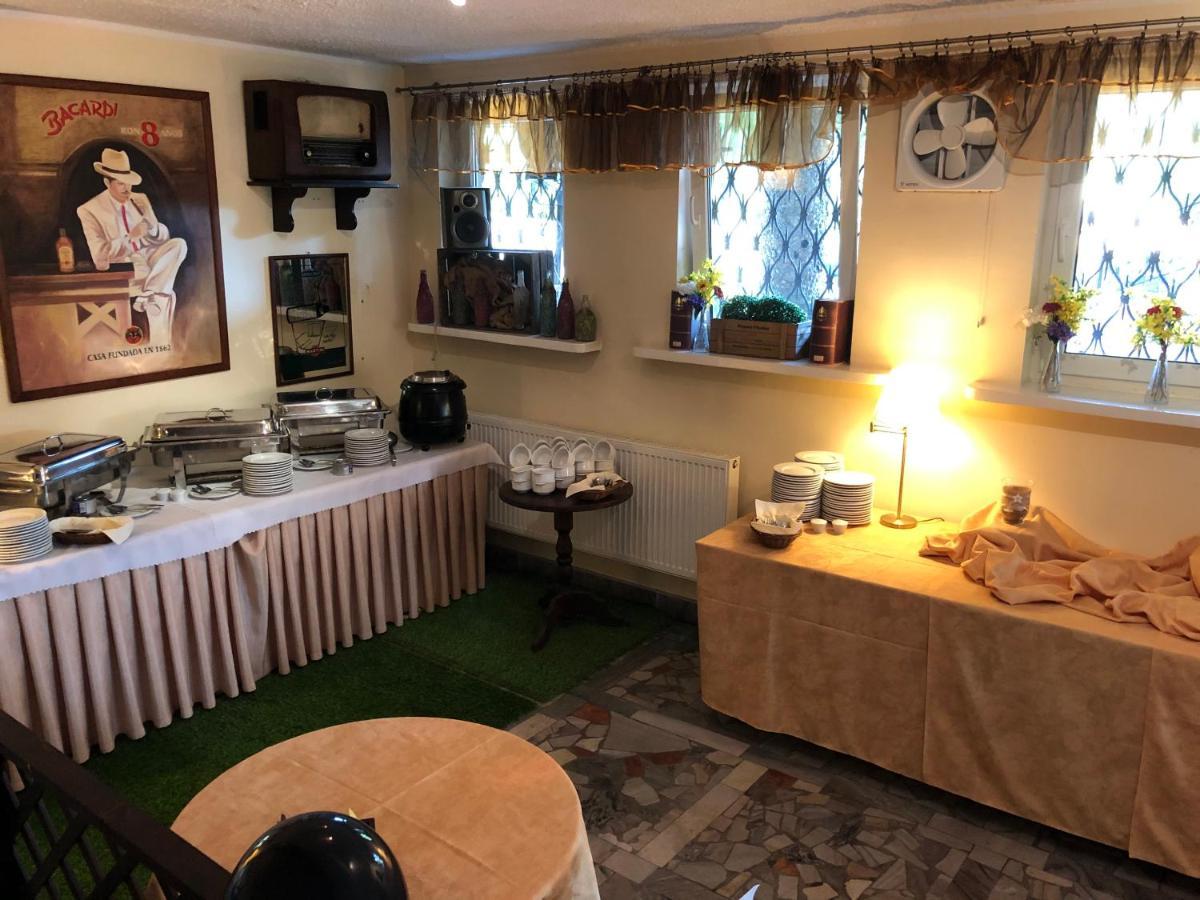 Camping Lesne Ustronie Hotel Witnica Kültér fotó